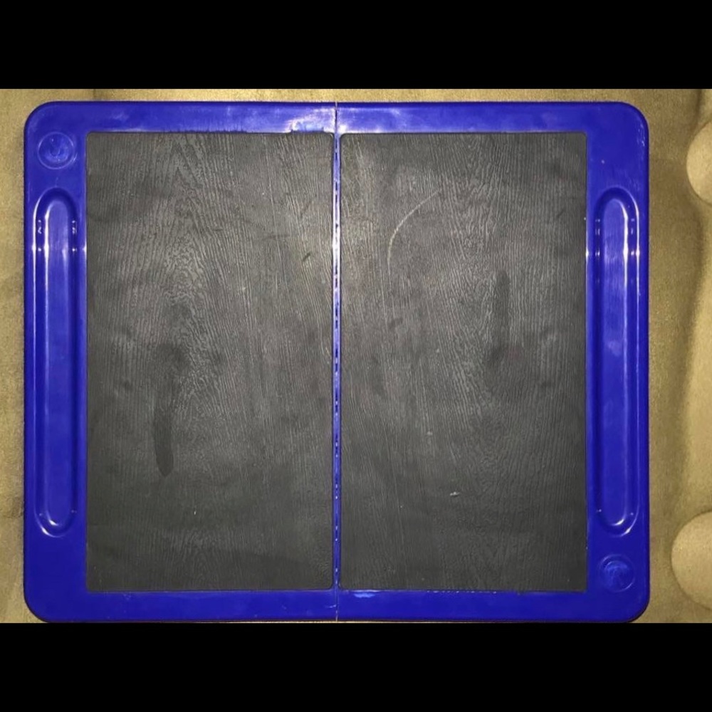 Karate kicking board